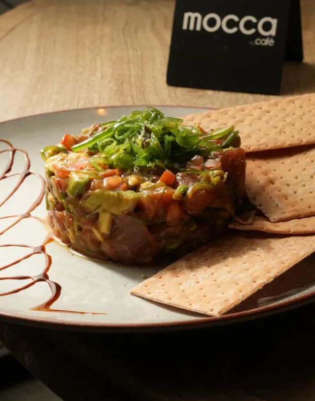 Tartar de la carta de picoteo de Mocca Café